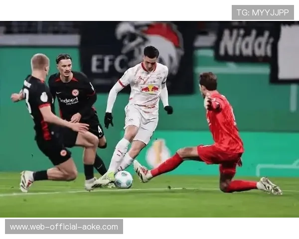 法兰克福遭遇伤病灾难：9名球员进入伤停名单，攻防两端核心数据瘫痪