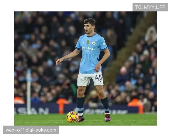 记者手记：在伊蒂哈德球场感受曼城通过传球控制比赛节奏的压迫感